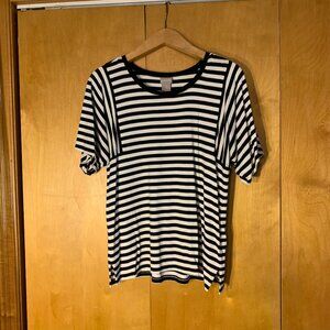 Chico's Black & White striped top, size Small (Chico's size 0)